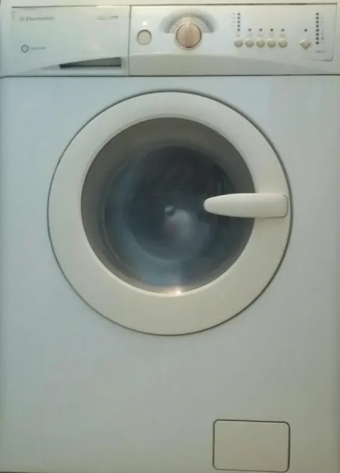 Замена приводного ремня Electrolux EWS 800